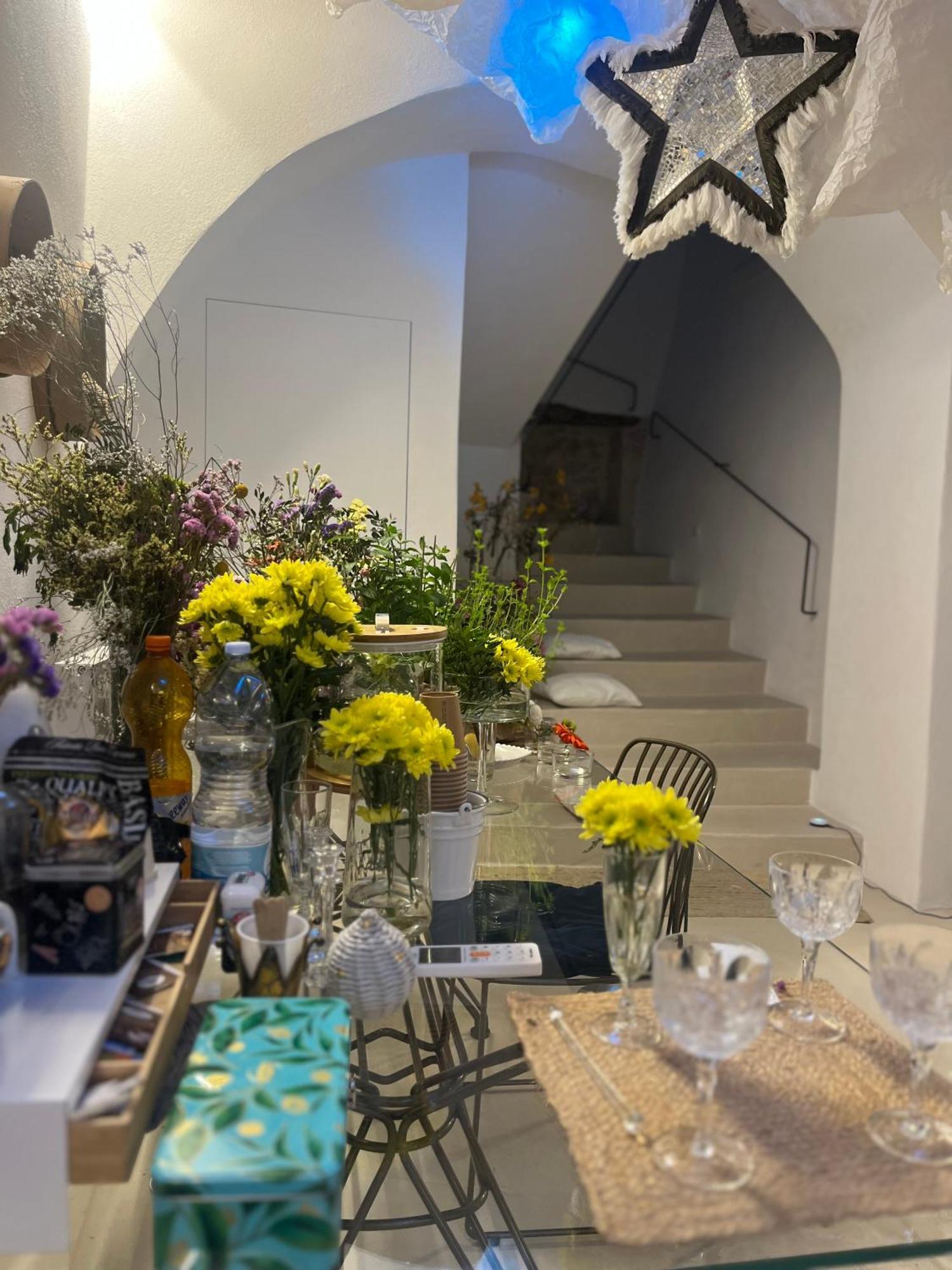 אקואוויווה דלה פונטי Hydria Guest House Art Gallery מראה חיצוני תמונה