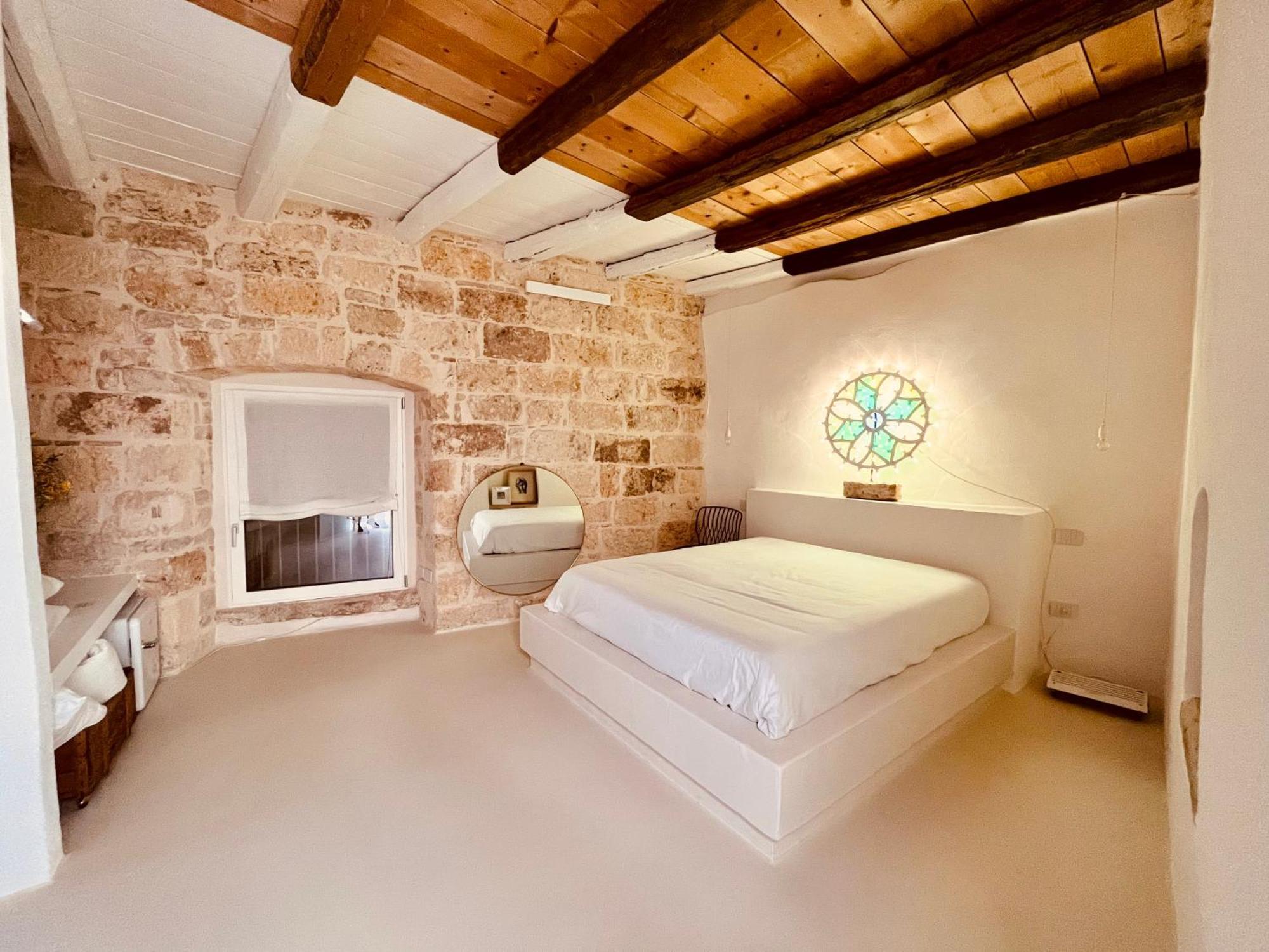אקואוויווה דלה פונטי Hydria Guest House Art Gallery מראה חיצוני תמונה